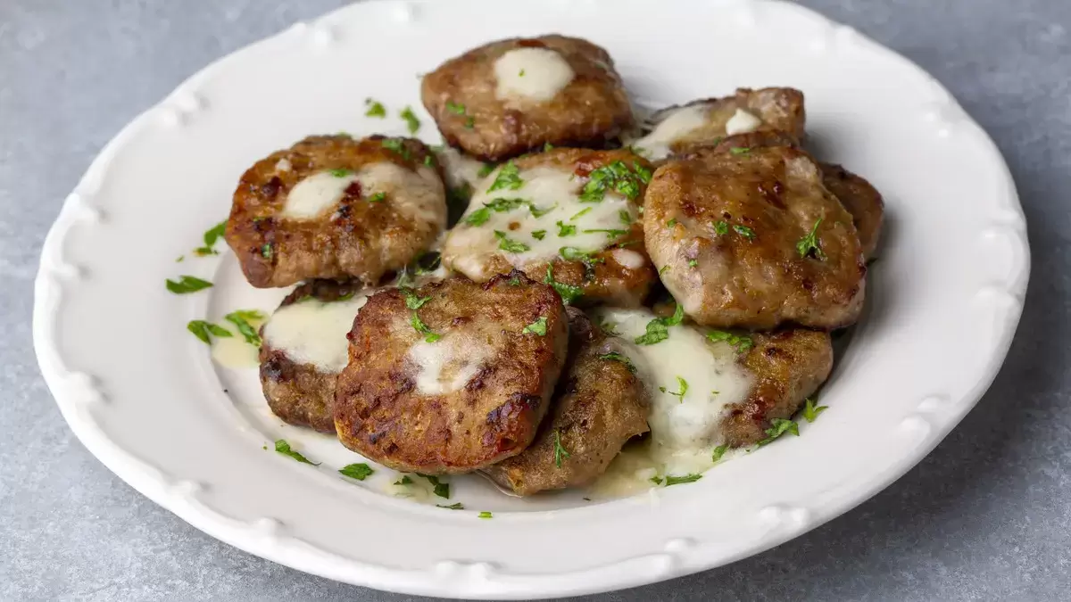 Kaşarlı Köfte